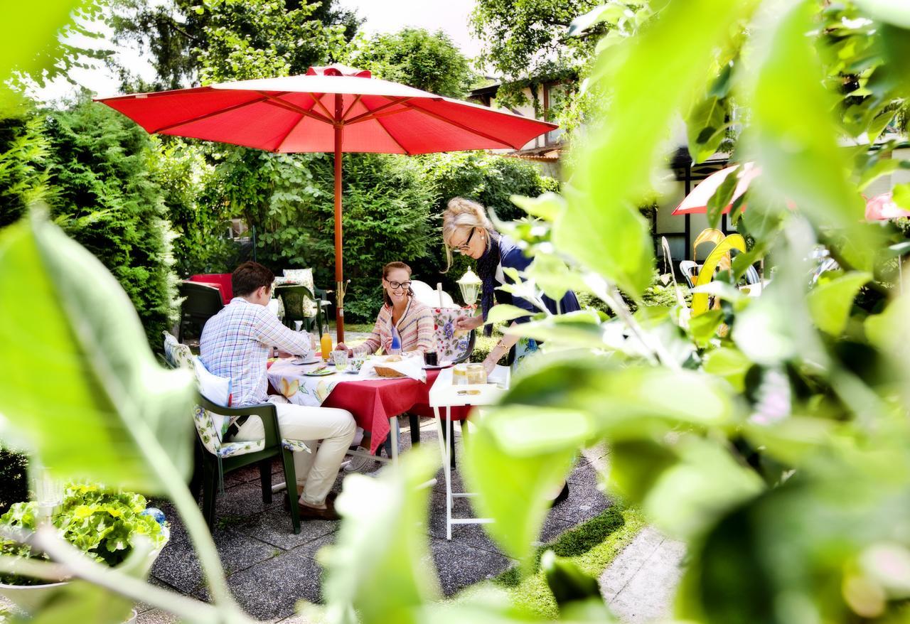 Pension Margit Baden Ngoại thất bức ảnh